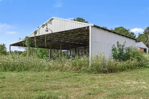 Exterior - 41491 70th, Covert, MI 49043 photo 11 of 14