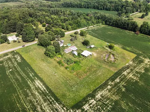 View/Area - 41491 70th, Covert, MI 49043 photo 1 of 6