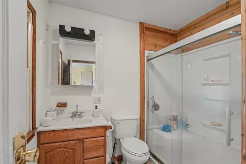 Bath - 41491 70th, Covert, MI 49043 photo 1 of 1