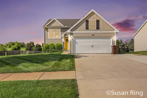 282 Vansen, Kent City, MI 49330
