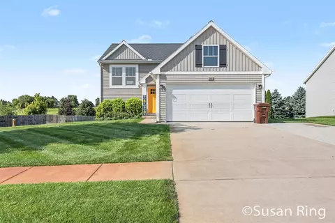 282 Vansen, Kent City, MI 49330