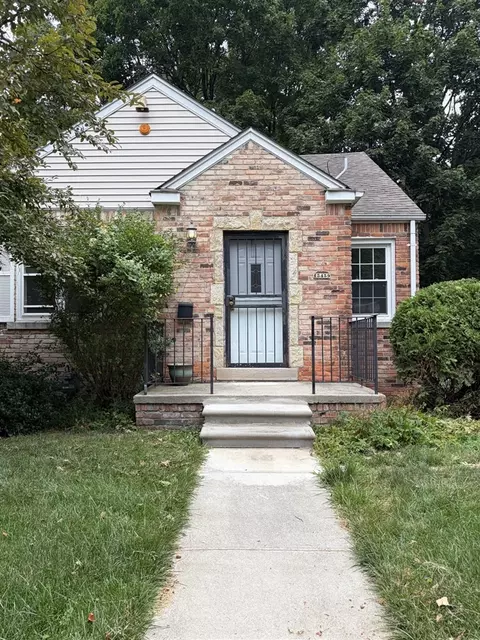15459 Auburn, Detroit, MI 48223