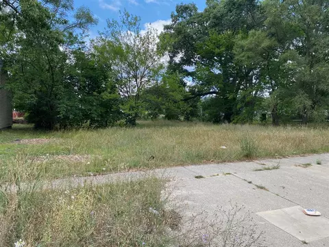 2163 Continental, Muskegon, MI 49444