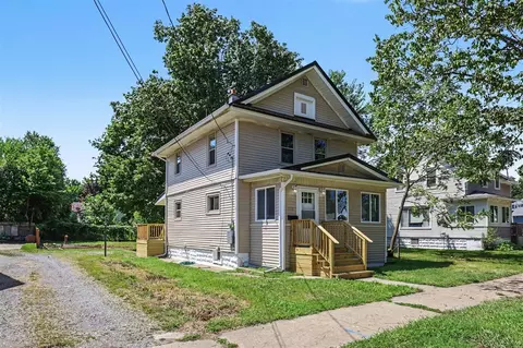 Exterior - 113 E Robinson, Jackson, MI 49203 photo 3 of 8