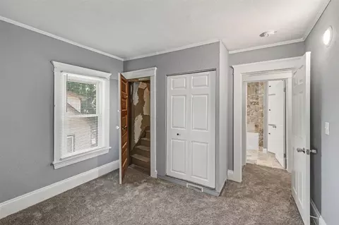 Bedroom - 113 E Robinson, Jackson, MI 49203 photo 6 of 6