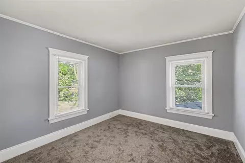 Bedroom - 113 E Robinson, Jackson, MI 49203 photo 5 of 6