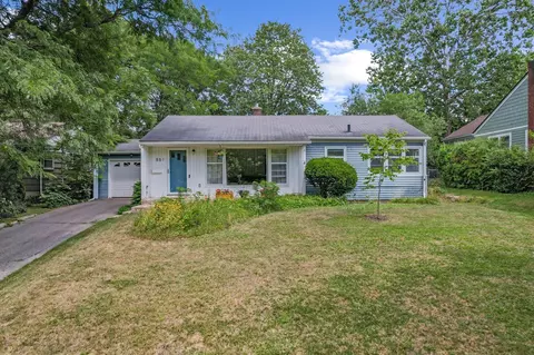 851 Mt Pleasant, Ann Arbor, MI 48103