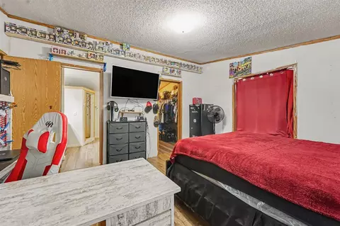 Bedroom - 5847 W Austrian Pne, Grant, MI 49327 photo 3 of 5