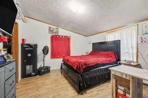 Bedroom - 5847 W Austrian Pne, Grant, MI 49327 photo 1 of 5