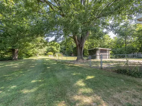 Exterior - 1053 2nd Division, Plainwell, MI 49080 photo 4 of 8