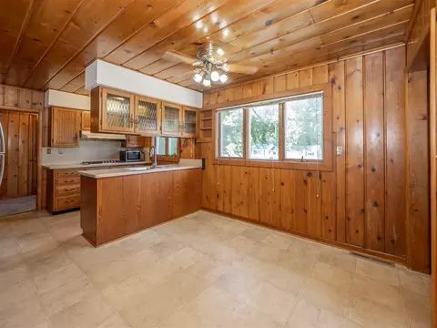 Kitchen - 1053 2nd Division, Plainwell, MI 49080 photo 2 of 5