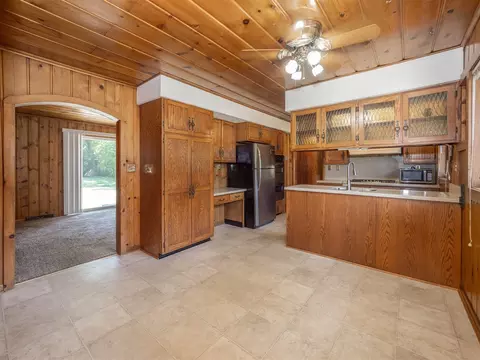 Kitchen - 1053 2nd Division, Plainwell, MI 49080 photo 1 of 5