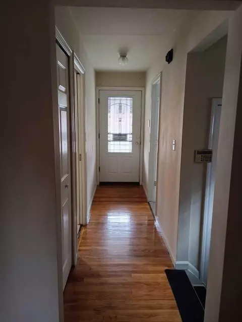 3750 W Buena Vis, Detroit, MI 48238