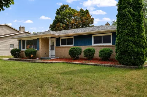 3815 Walton, Lansing, MI 48910