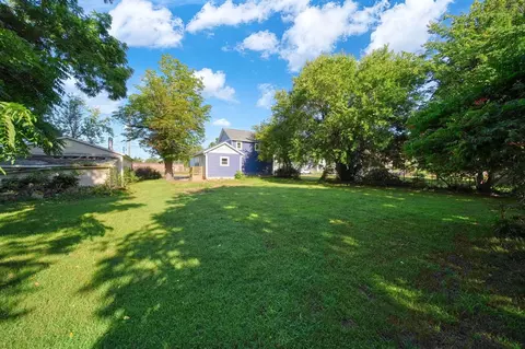 Exterior - 1025 Hamilton, Jackson, MI 49202 photo 8 of 10