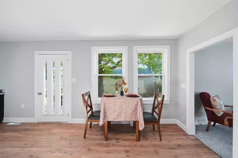 Dining - 1025 Hamilton, Jackson, MI 49202 photo 1 of 1