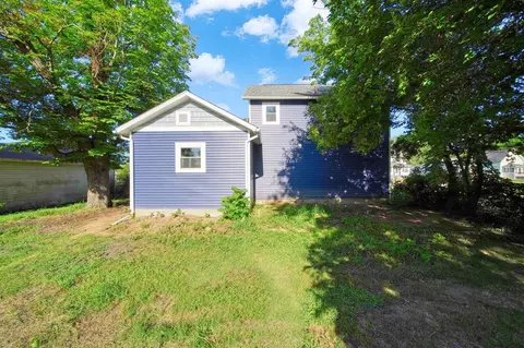 Exterior - 1025 Hamilton, Jackson, MI 49202 photo 5 of 10