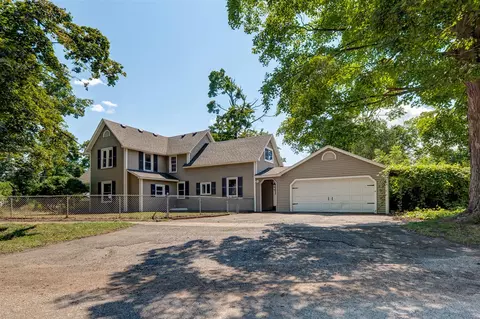 119 Burgess, Galesburg, MI 49053