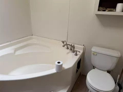 Bath - 5692 E Loop, Hesperia, MI 49421 photo 1 of 3