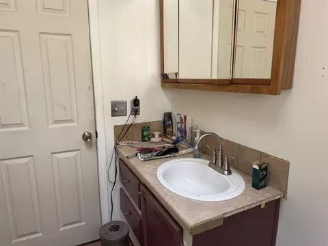 Bath - 5692 E Loop, Hesperia, MI 49421 photo 2 of 3