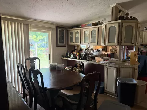 Dining - 5692 E Loop, Hesperia, MI 49421 photo 1 of 1