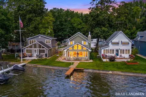 3461 Sandy Bch, Wayland, MI 49348