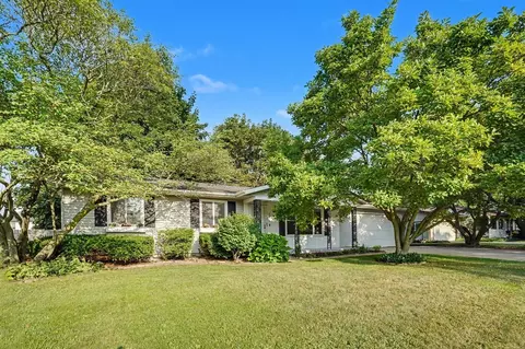 5800 Newhaven, Portage, MI 49024
