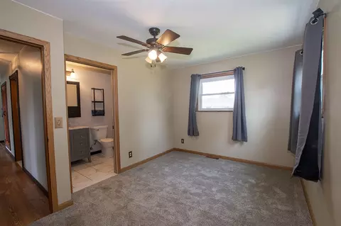 Bedroom - 965 E Remus, Mount Pleasant, MI 48858 photo 4 of 5