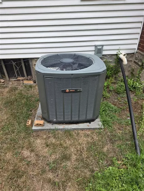 Exterior - 502 S Main, Crystal, MI 48818 photo 3 of 4