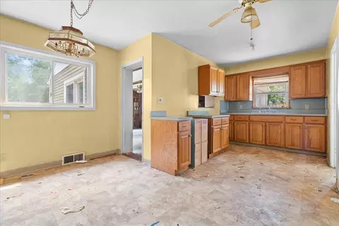 2523 Ashton, Jackson, MI 49203 photo 14
