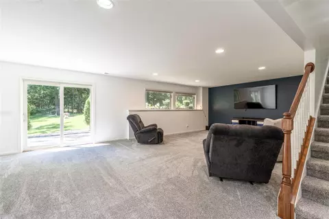 Living - 73 Arrowhead, Coldwater, MI 49036 photo 3 of 5