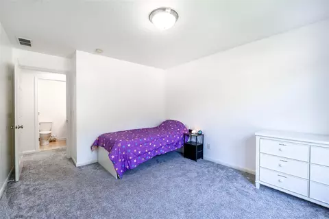Bedroom - 73 Arrowhead, Coldwater, MI 49036 photo 4 of 7