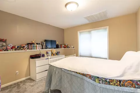 Bedroom - 73 Arrowhead, Coldwater, MI 49036 photo 7 of 7