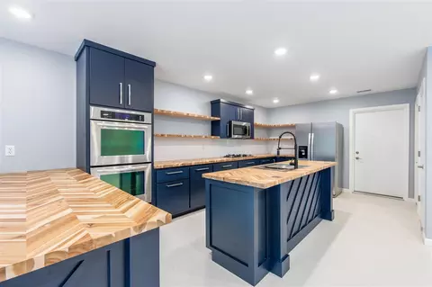 Kitchen - 20449 Thornapple, Big Rapids, MI 49307 photo 2 of 4