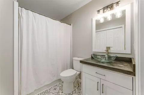 Bath - 20449 Thornapple, Big Rapids, MI 49307 photo 2 of 2