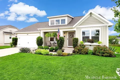 469 Seneca Rdg, Middleville, MI 49333