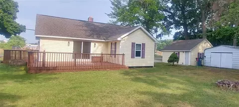 1809 Lindberg, Muskegon, MI 49441