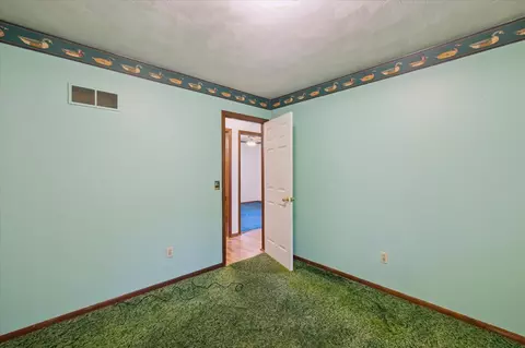 Bedroom - 8886 Coleman, Haslett, MI 48840 photo 2 of 8