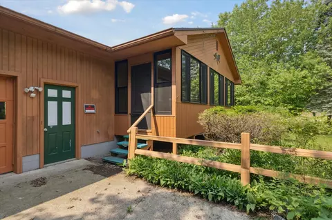 Exterior - 8886 Coleman, Haslett, MI 48840 photo 2 of 8