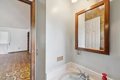 Bath - 8886 Coleman, Haslett, MI 48840 photo 4 of 5