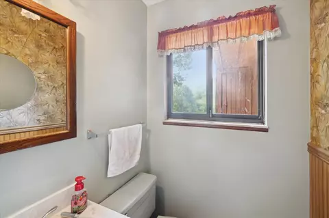 Bath - 8886 Coleman, Haslett, MI 48840 photo 3 of 5