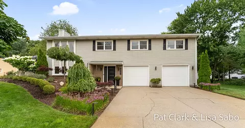 6061 Ridgeview, Muskegon, MI 49441