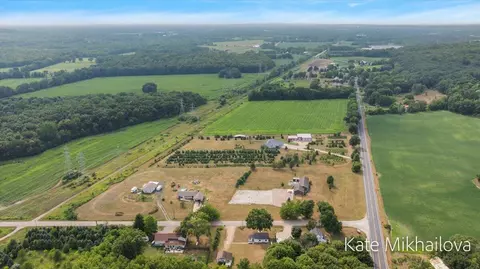 View/Area - 75 4th, Plainwell, MI 49080 photo 26 of 27
