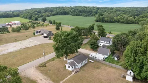 View/Area - 75 4th, Plainwell, MI 49080 photo 4 of 27
