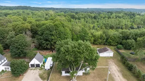 View/Area - 75 4th, Plainwell, MI 49080 photo 2 of 27