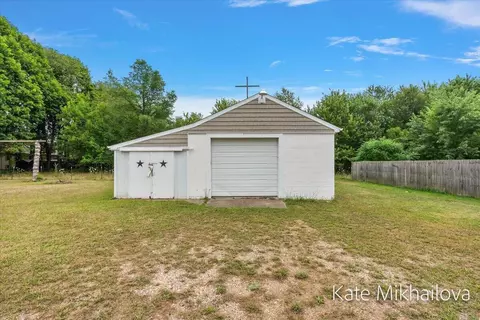 Other - 75 4th, Plainwell, MI 49080 photo 17 of 24