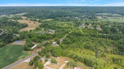 View/Area - 75 4th, Plainwell, MI 49080 photo 9 of 27