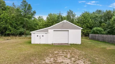 Exterior - 75 4th, Plainwell, MI 49080 photo 13 of 28