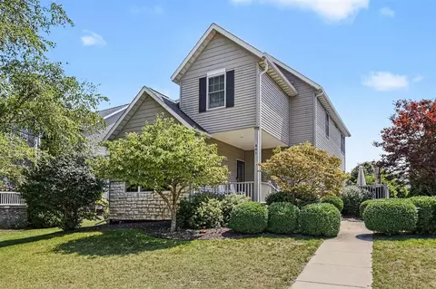Exterior - 561 Upton, Saint Joseph, MI 49085 photo 3 of 7