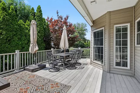 Exterior - 561 Upton, Saint Joseph, MI 49085 photo 7 of 7